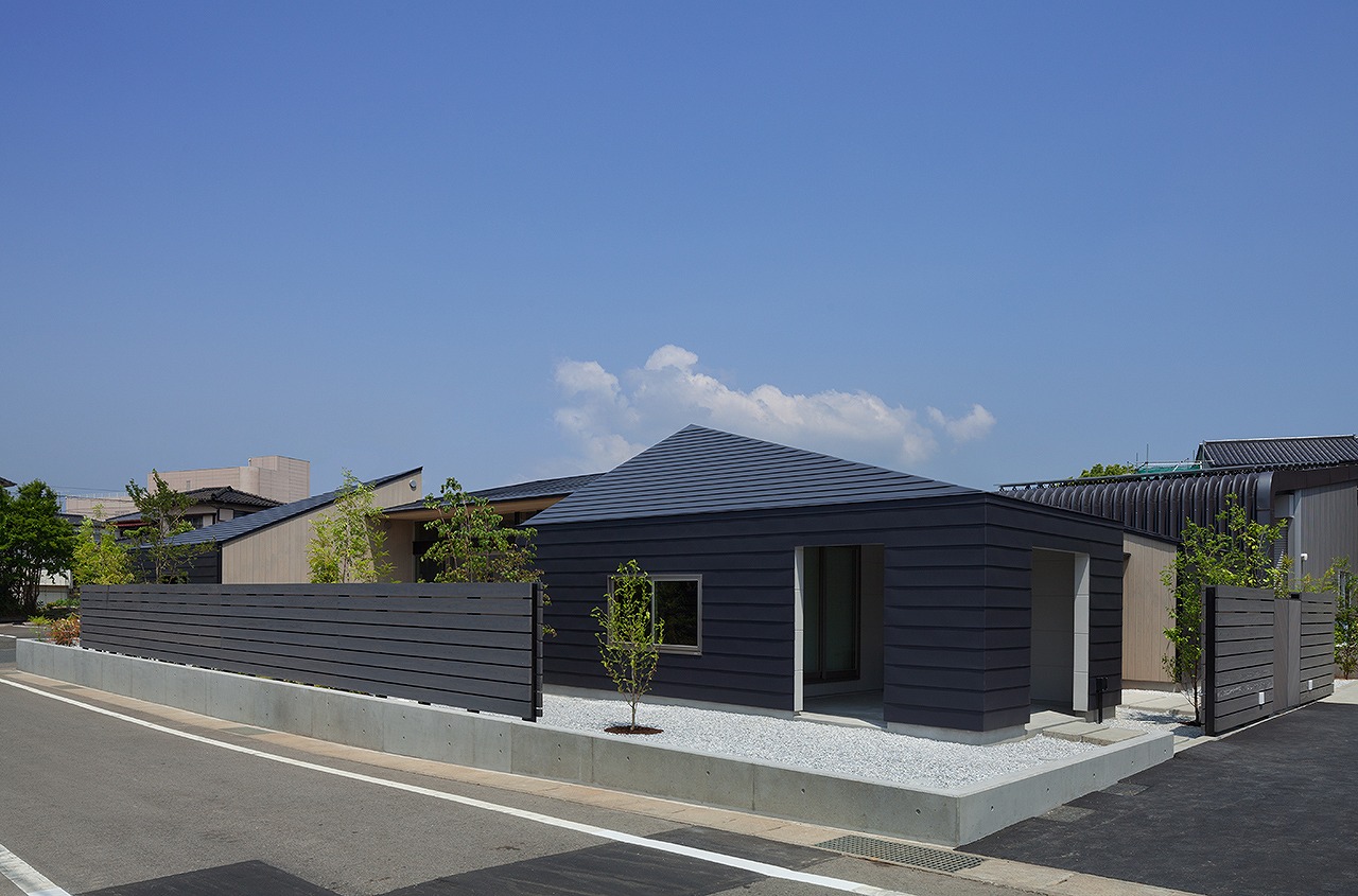 四隅の家